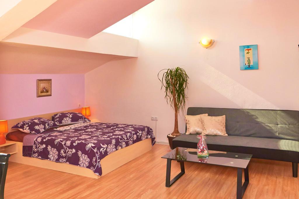 Batak Studio Burgas Stad Kamer foto